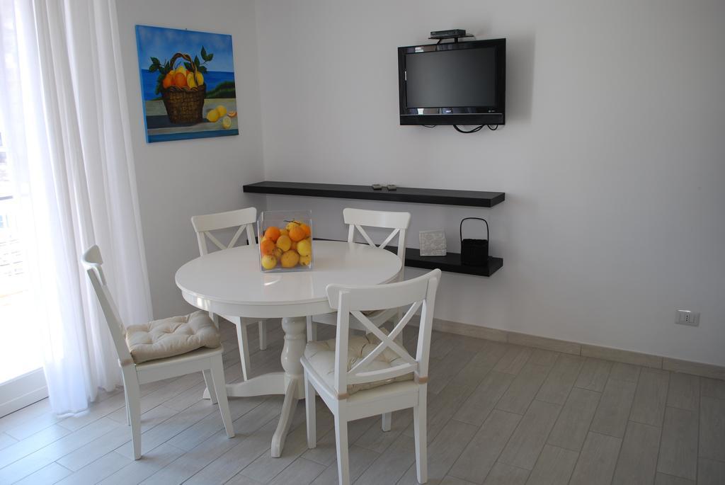 Ferienwohnung Attico Al Centro Cefalù Zimmer foto