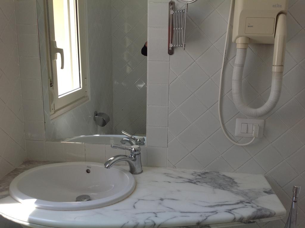 Ferienwohnung Attico Al Centro Cefalù Zimmer foto